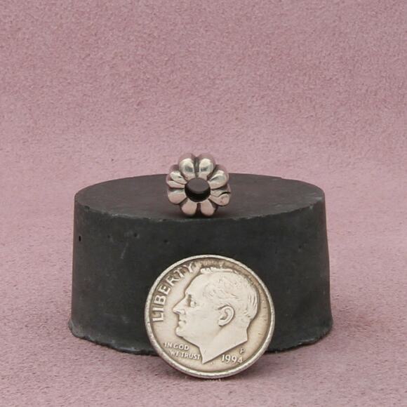 pandora sterling silver ribbed clip charm - Picture 3 of 3